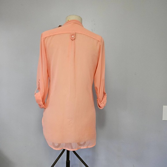 Sheer button-up NWT Francesca's Collections Size S - Picture 11 of 16